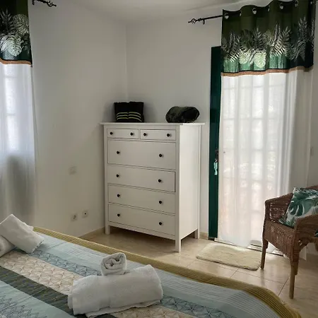 Vivilanza Surfhouse Pensionat *