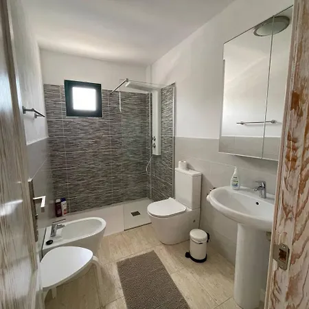 Guest house Vivilanza Surfhouse Costa Teguise