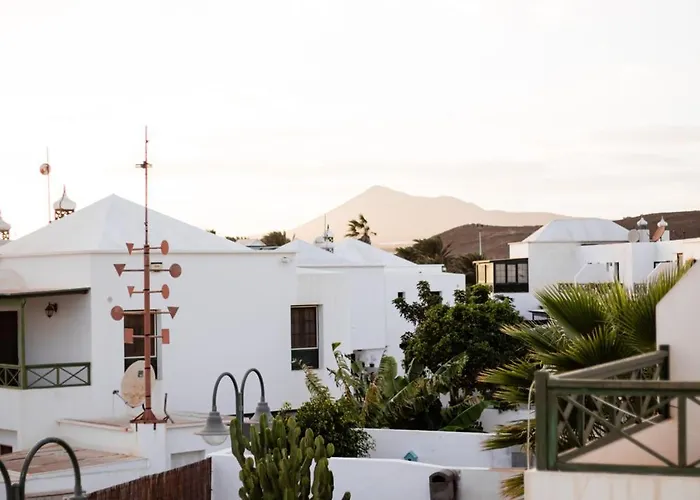 Vivilanza Surfhouse *